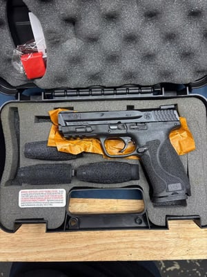 Smith & Wesson M&P9 M2.0 9mm 4.25" 17+1rd - USED Very Good - $399.99 