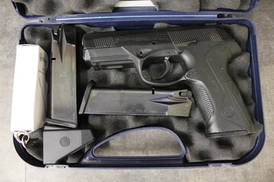 Beretta PX4 Storm .40 S&W DAO Night Sights 3 mags and Free shipping!! Kings Firearms Online - $295