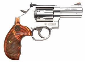 Smith & Wesson Model 686 Plus Deluxe, .357 Mag, 3" Barrel, 7rd Cylinder, Wood Grip, Revolver - $795 