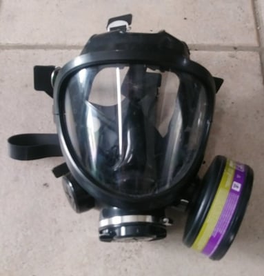 3M 7800S-M Gas Mask / Respirator - Surplus MEDIUM with SEALED CBRN / NBC / P100 Filter - $92.50 FREE SHIPPING