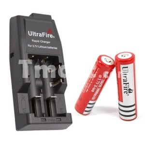 Ultrafire Charger with 2pcs 3.7V 3000mAh Li-Ion Rechargeable Batteries - $15.69 shipped