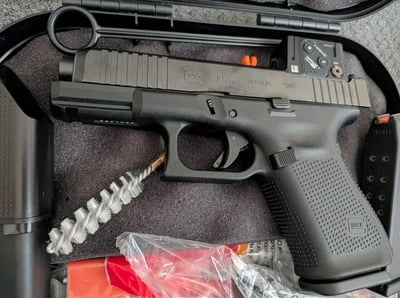 Glock 19 Gen 5 MOS8 9mm Pistol w/ Factory-Mounted Aimpoint COA Red Dot (3) 15-Rd Mag - $1294.99 with code 5OFFGUNPLACE 