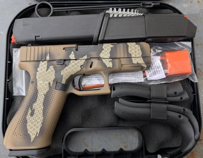 Glock 45 9mm Riptile Camo 17+1 - $599 