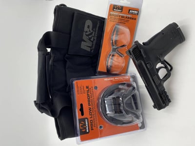 M&P 380 Shield EZ M2.0 with Range Gear KIT