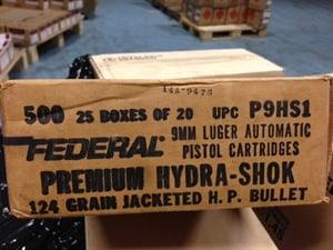 Federal Premium Federal Premium 9 mm Luger 124 Grain Hydra-Shok Jacketed Hollow Point Brass Centerfire Pistol Ammo 20 Rounds P9HS1 029465088330