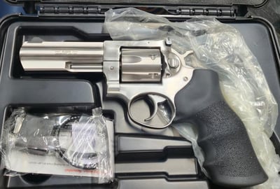 USED Ruger GP100 357 Mag Alloy Steel 4" Heavy Barrel 6rd Black Hogue Monogrip SS - $599.99