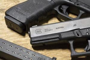 GLOCK 22 Gen4 40SW Police Trades (Good Condition) 000010261189