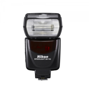 Nikon SB-700 AF Speedlight Flash for Nikon Digital SLR Cameras