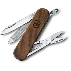 Swiss Army 0622163X1 Classic SD Walnut