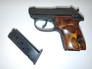 Beretta 3032 Tomcat Semi-Auto (CA Approved) Pistol 320104, 32 ACP, 2.4", Synthetic Grip, Black Matte Finish, 7 Rd