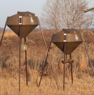 Boss Buck 600lb Feeders, All In Gravity with 2 in 1 leg system, BB-1.6A.P BB16AP