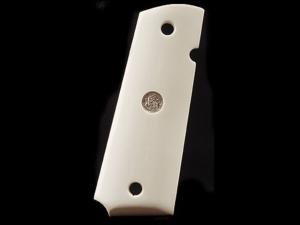 Smith & Wesson Factory Grips 1911 Government, Commander Ivory Polymer with Medallions - 272050