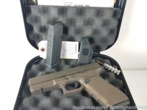 Glock 21 Gen 4 Used Police Trade In with Backstraps & 3 Mags PG2150702