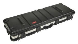 SKB Cases SKB Four Gun Rifle Case w/Wheels 2SKB5014