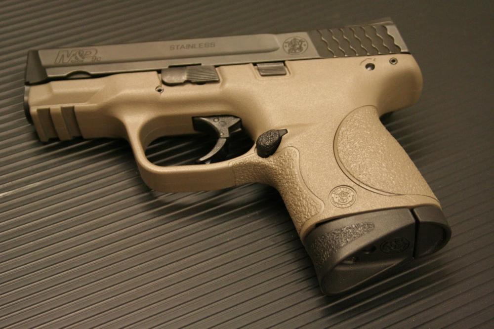 Smith and Wesson M&P9 Compact 9mm 12+1 Rnd FDE - $359 ($7.99 S/H on fir...