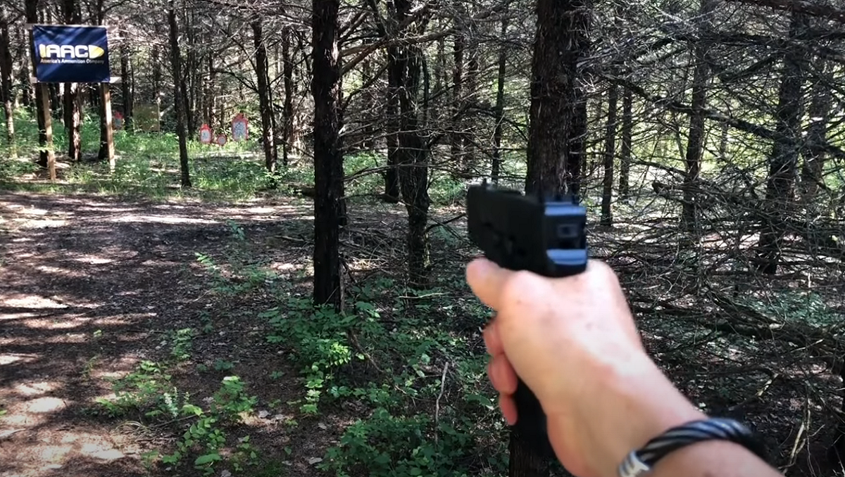 beretta-apx-a1-cqb-range-one-handed