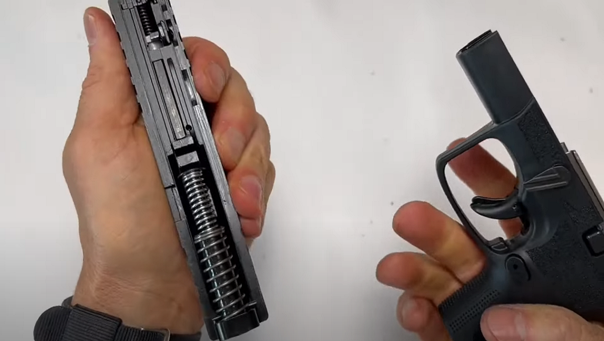 beretta-apx-a1-takedown