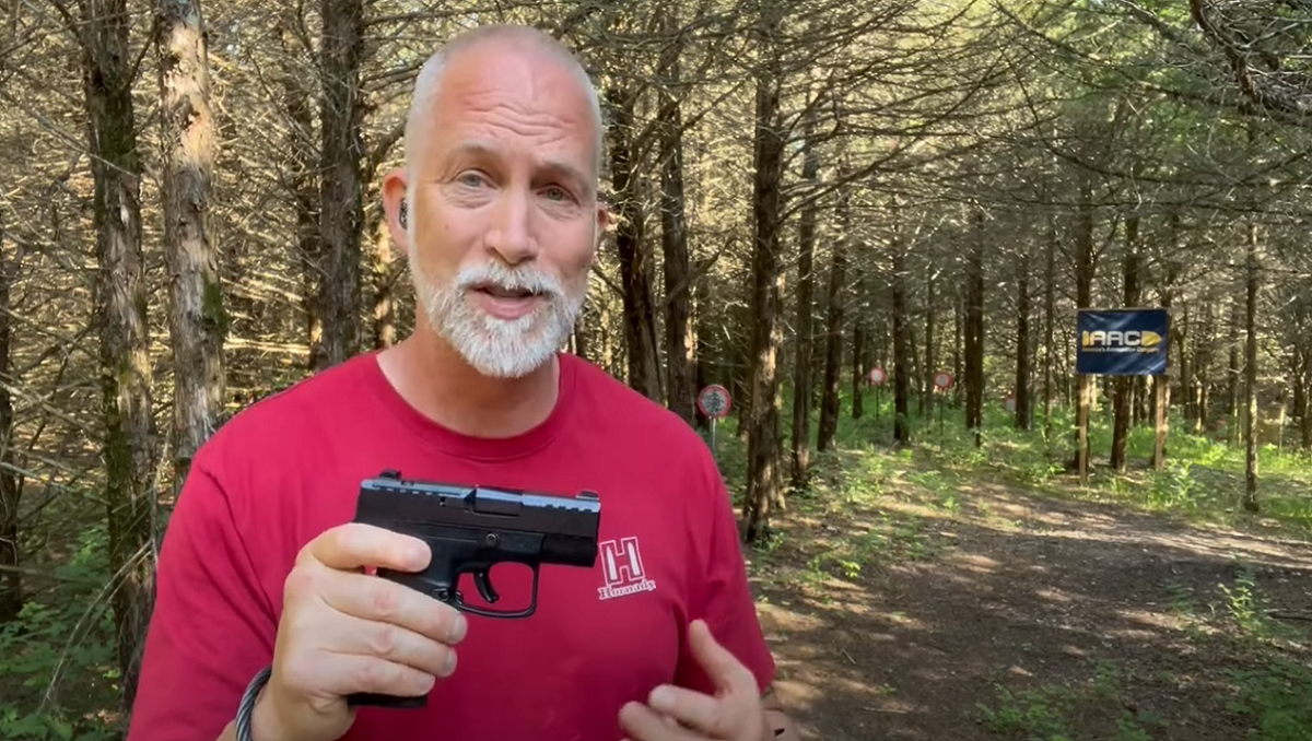 beretta-apx-a1