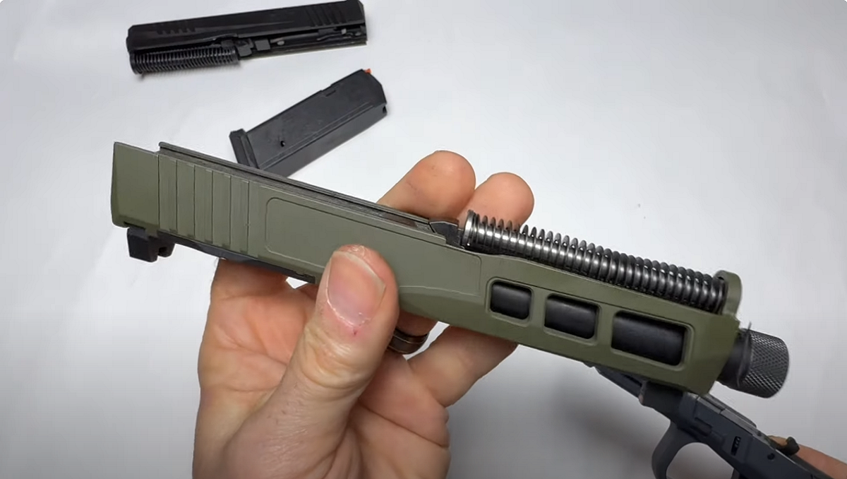 dagger-upper