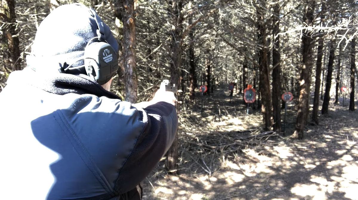 Daylight Viridian X5l Gen 3 Shooting