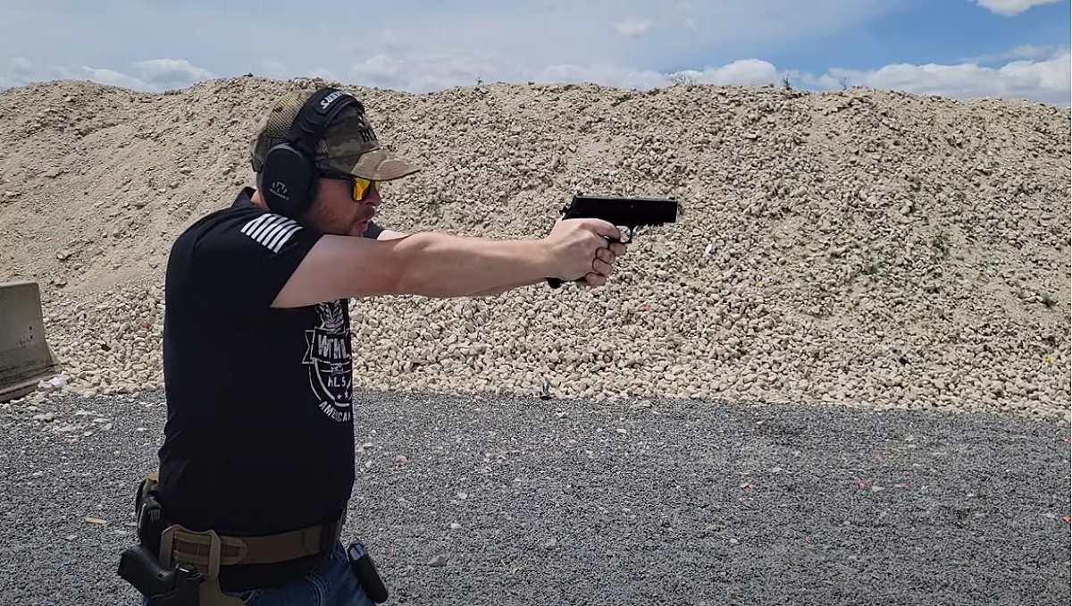 sig-sauer-mark-shooting