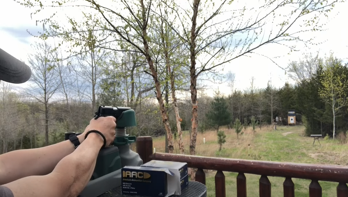 tisas-1911-a1-benching