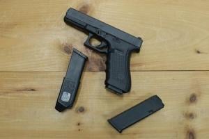 GLOCK 17 Gen4 9mm Police Trade-in Pistols (Good Condition)