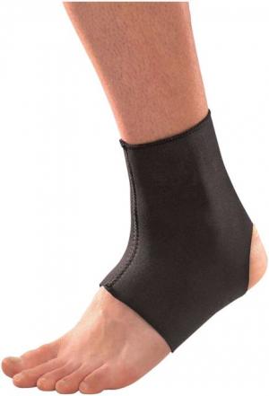 Mueller Neoprene-Blend Ankle Support, Black, Medium, 964MD