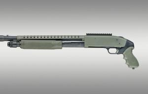 Hogue Mossberg 500 12 Gauge OverMolded Tamer Shotgun Pistol Grip and Forend, 05115