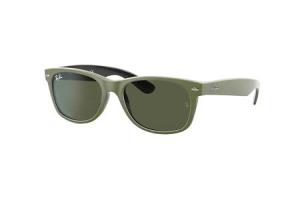 RAY BAN New Wayfarer Sunglasses with Green Nylon Frame and Green  Lenses